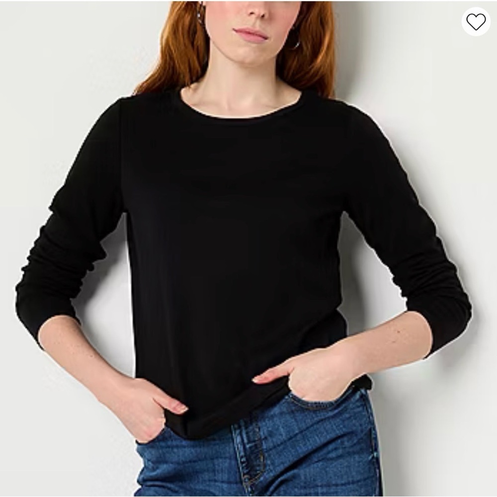 St. John's Bay Black Long Sleeve Tee